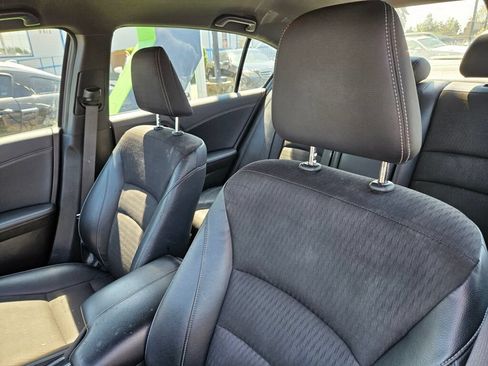 Used 2017 Honda Accord Sport image 14