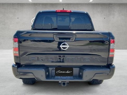 Used 2025 Nissan Frontier SV w/ SV Convenience Package RWD image 15
