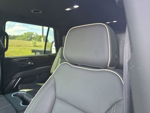 Used 2024 Chevrolet Tahoe Premier image 13
