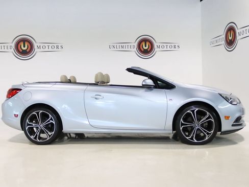 Used 2018 Buick Cascada Premium FWD image 33