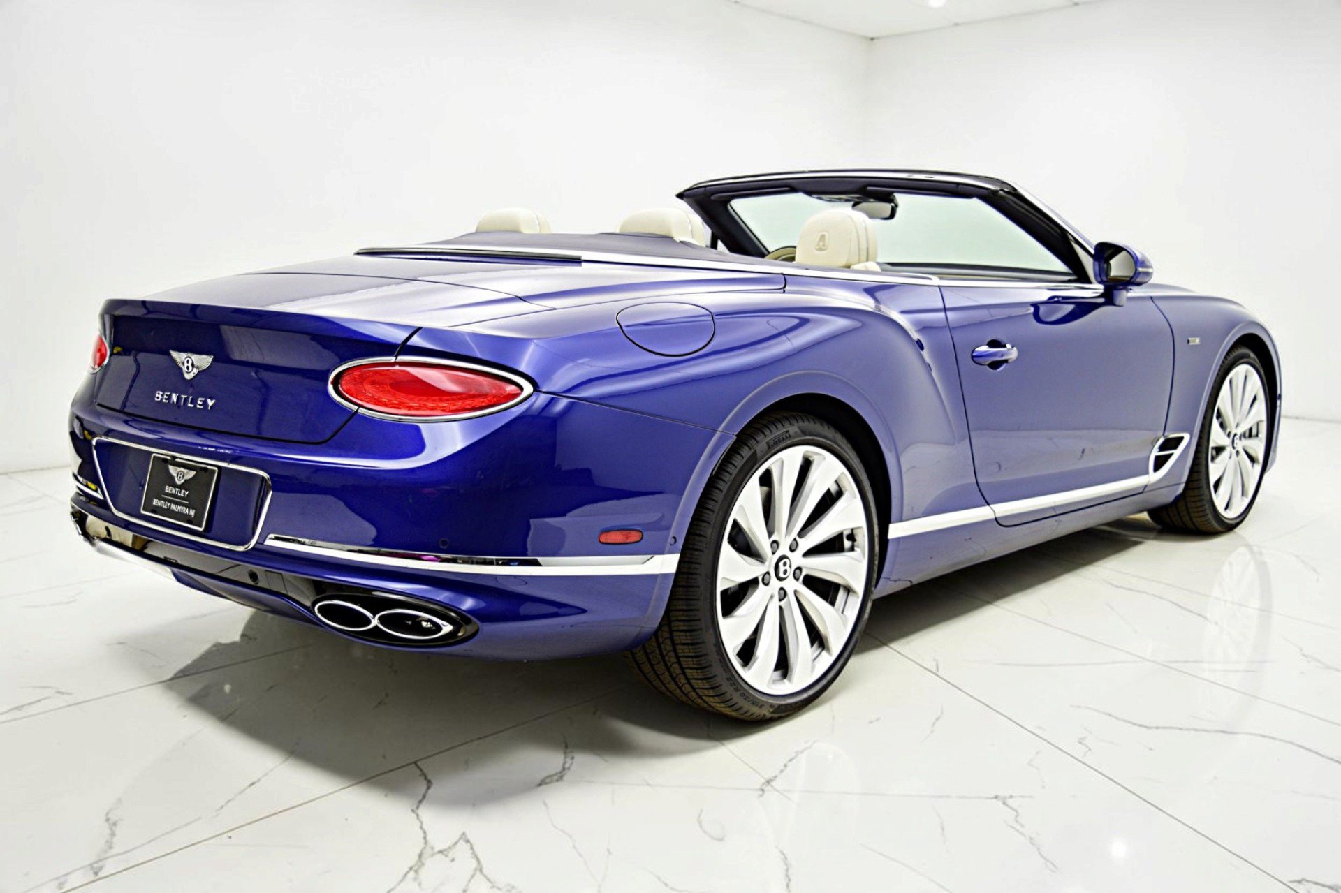 Used 2024 Bentley Continental GT AWD/4WD image 8