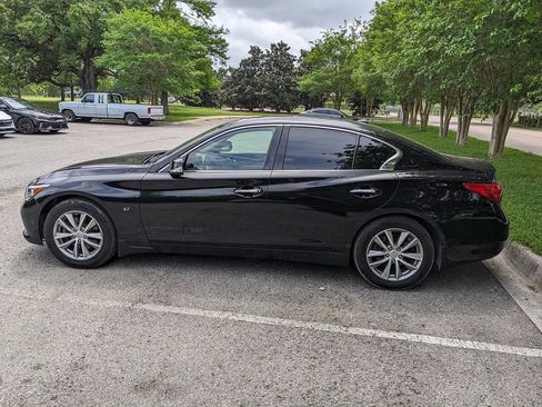 Used 2015 INFINITI Q50 2.0t w/ Moonroof Package image 6