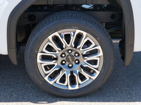 New 2026 GMC Sierra 1500 Denali Ultimate image 3