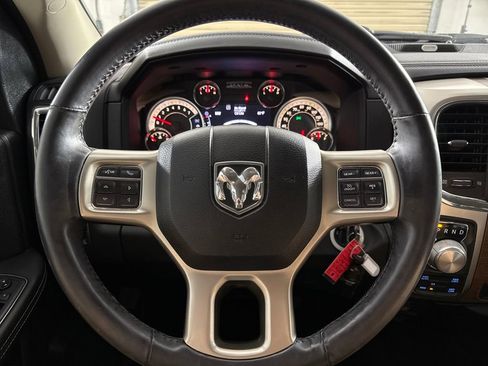 Used 2016 RAM 1500 Laramie image 13