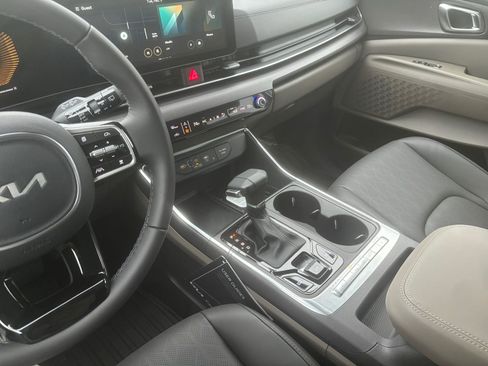 New 2026 Kia Carnival EX image 28