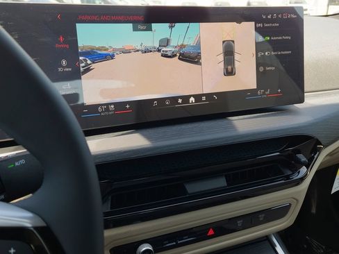 New 2026 BMW i4 eDrive40 w/ Premium Package RWD image 11