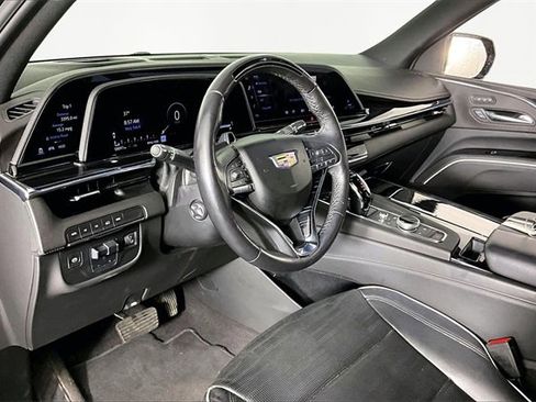 Used 2024 Cadillac Escalade Sport image 17