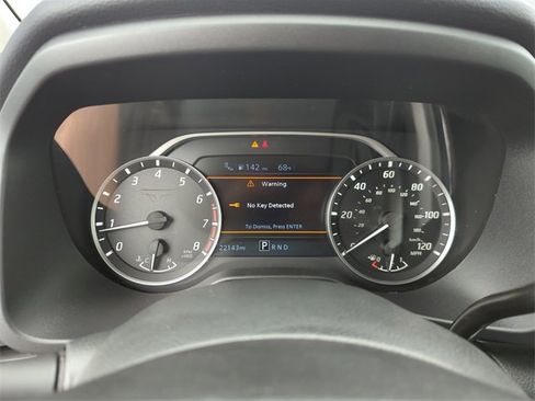 Certified 2024 Nissan Titan SV w/ SV Convenience Package image 45