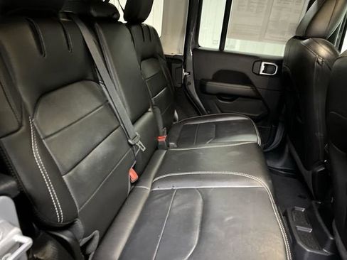 Used 2023 Jeep Wrangler Sahara w/ Cold Weather Group image 27