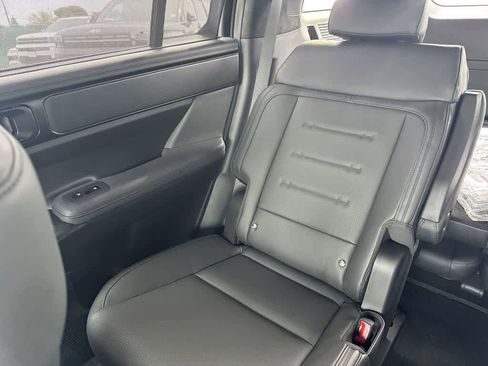 New 2025 Hyundai Santa Fe Calligraphy AWD/4WD image 3