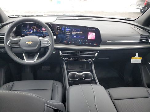 New 2026 Chevrolet Traverse LT w/ Sun and Wheel Package image 11