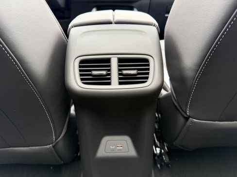 New 2026 Buick Envision Sport Touring image 29