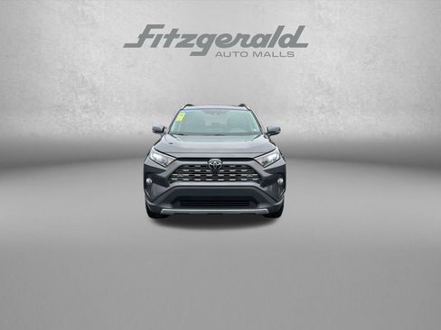 Used 2019 Toyota RAV4 Limited w/ Advanced Technology Package AWD/4WD image 2