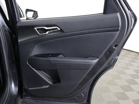 Used 2023 Kia Sportage EX image 25