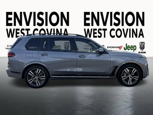 Used 2023 BMW X7 xDrive40i w/ M Sport Package image 12