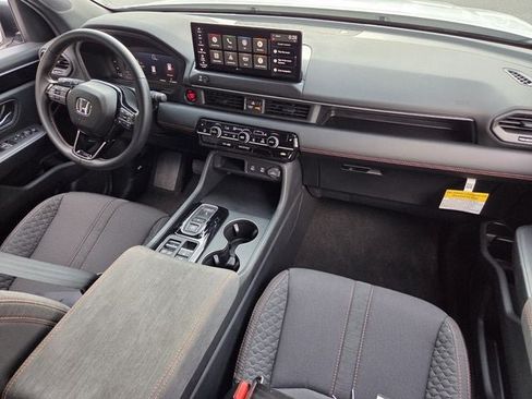 Certified 2026 Honda Pilot Sport image 15
