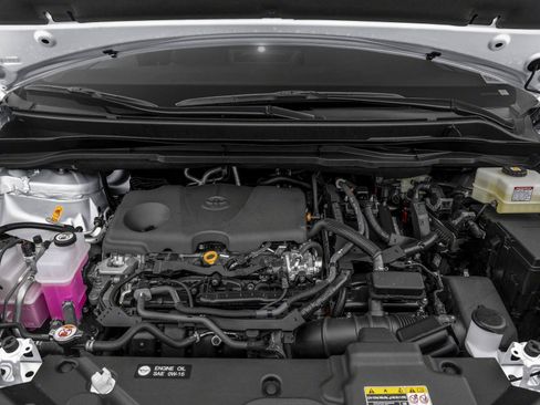 New 2026 Toyota Sienna LE FWD image 8