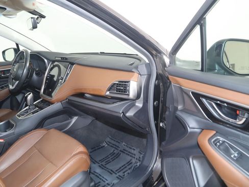 Used 2020 Subaru Outback Touring w/ Popular Package #2 AWD/4WD image 41