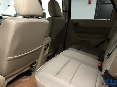 Used 2011 Ford Escape XLT image 32