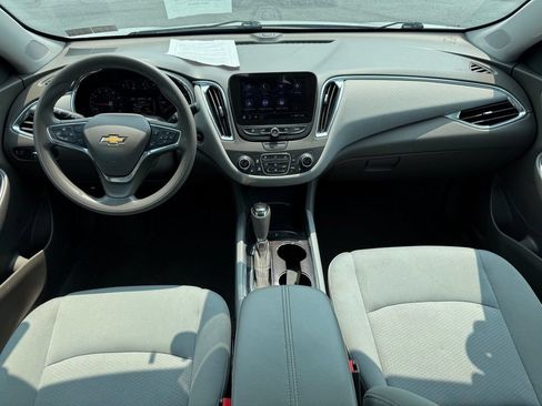 Used 2019 Chevrolet Malibu LT FWD image 14