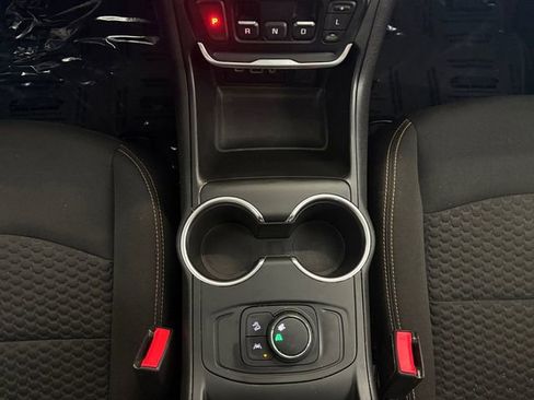 Used 2020 GMC Terrain SLE FWD image 11