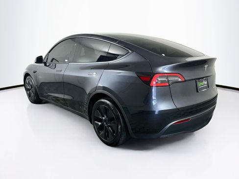 Used 2025 Tesla Model Y Long Range AWD/4WD image 5