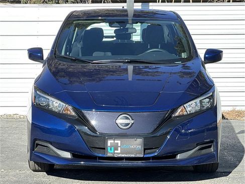 Used 2025 Nissan Leaf S image 7