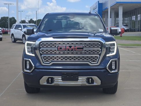 Used 2022 GMC Sierra 1500 Denali w/ Driver Alert Package II AWD/4WD image 2