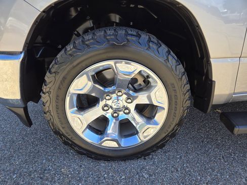 Used 2022 RAM 1500 Big Horn AWD/4WD image 15