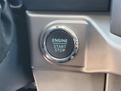 Used 2024 Ford F150 XLT w/ Equipment Group 302A MID image 15