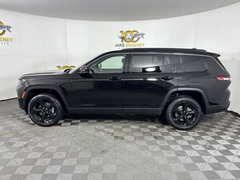 New 2026 Jeep Grand Cherokee L Limited image 24