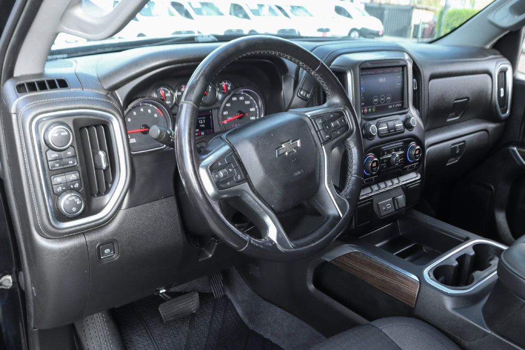 Used 2021 Chevrolet Silverado 1500 LT Trail Boss AWD/4WD image 16
