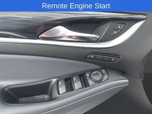 Used 2024 Buick Enclave Premium AWD/4WD image 21