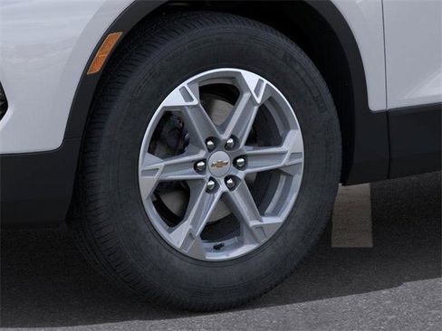 New 2026 Chevrolet Blazer LT image 9