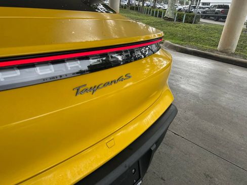 Used 2020 Porsche Taycan 4S AWD/4WD image 19