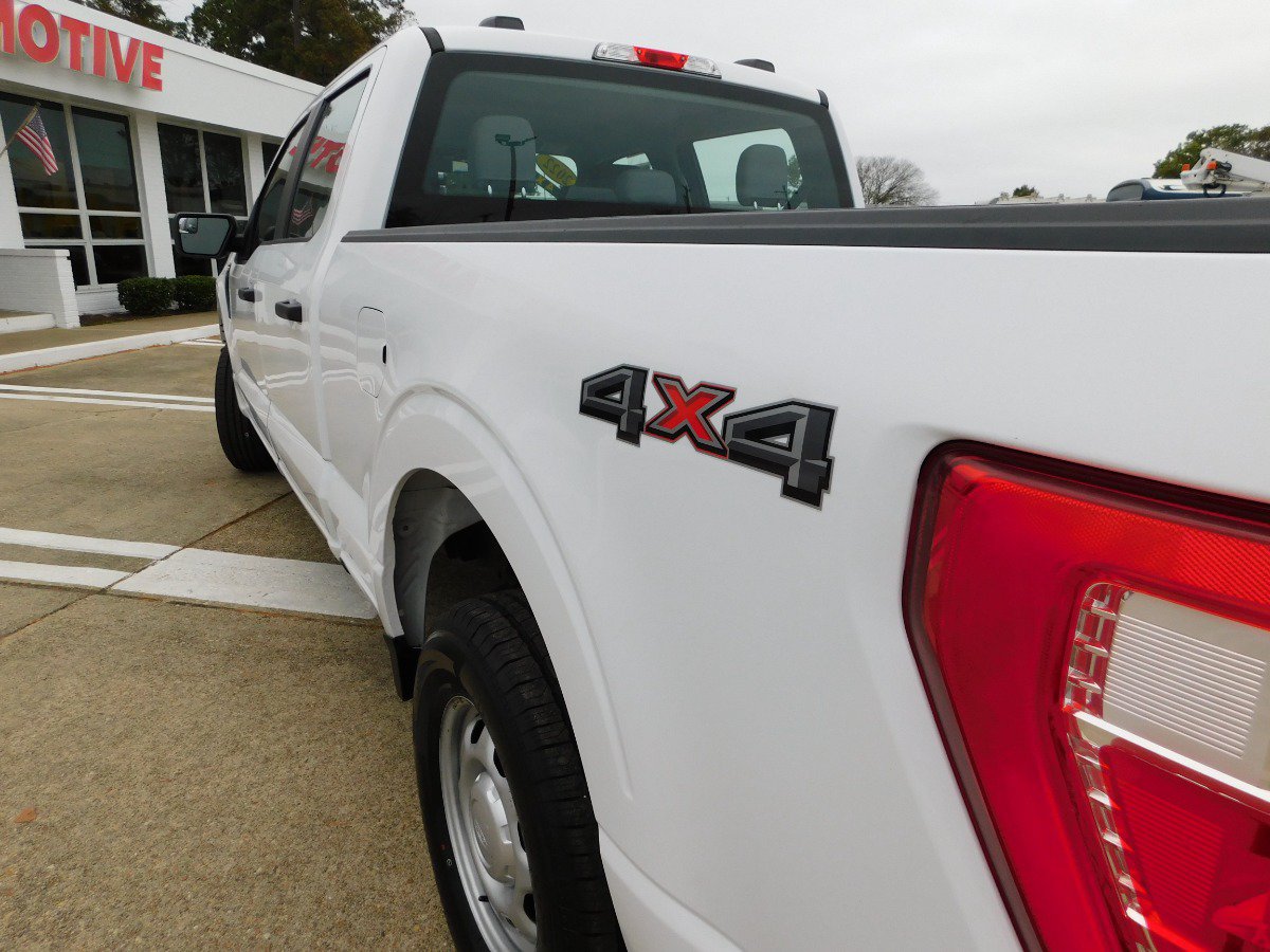 Used 2022 Ford F150 XL w/ Equipment Group 101A High AWD/4WD image 11