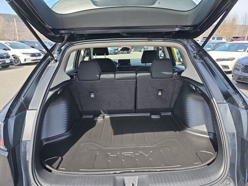 Certified 2023 Honda HR-V LX image 7
