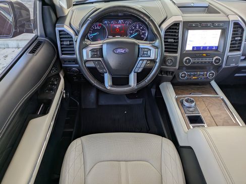 Used 2020 Ford Expedition Platinum RWD image 19