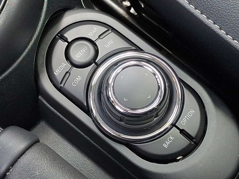 Used 2024 MINI Cooper S FWD image 25