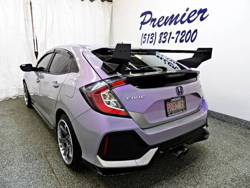 Used 2018 Honda Civic Sport image 7