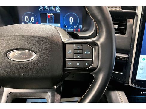 Used 2024 Ford Expedition Platinum AWD/4WD image 21