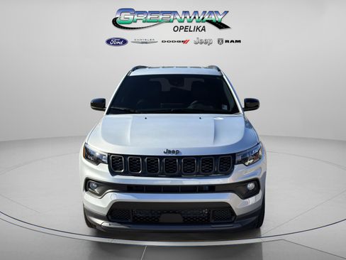 New 2026 Jeep Compass Latitude image 2