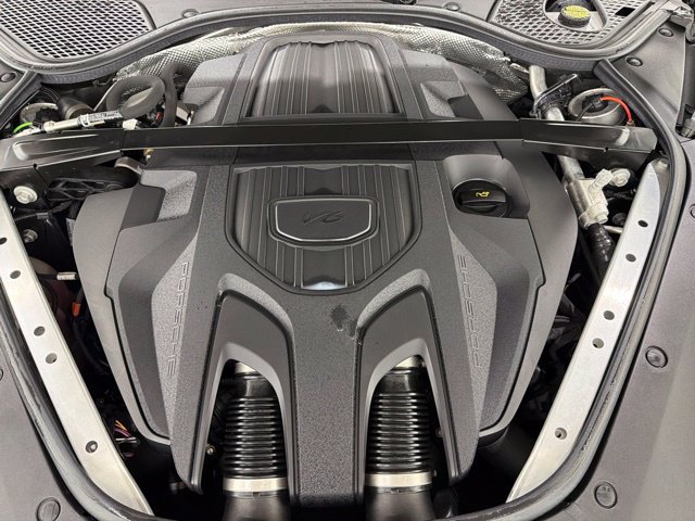 Used 2024 Porsche Panamera RWD image 42
