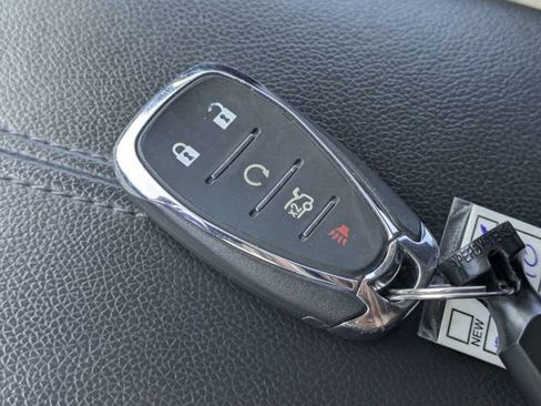 Used 2024 Chevrolet Malibu LT image 30