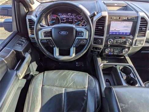 Used 2020 Ford F350 Lariat image 16