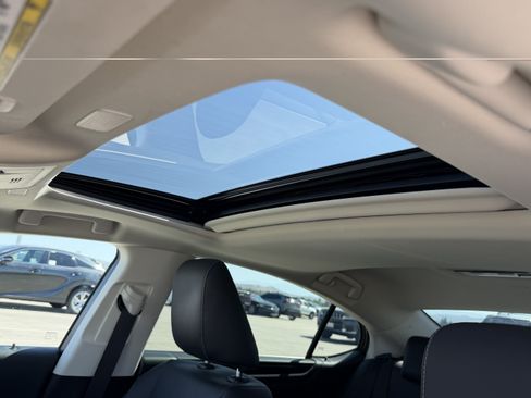 Certified 2025 Lexus ES 350 FWD image 20