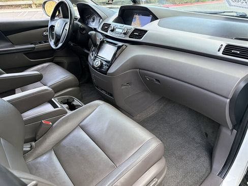Used 2016 Honda Odyssey EX-L image 11