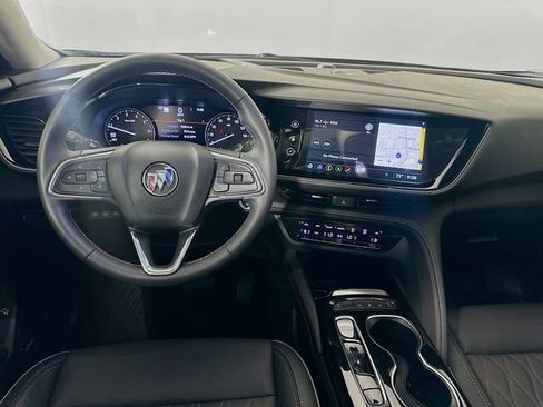 Used 2023 Buick Envision Avenir image 22