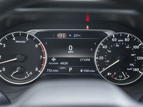 Used 2026 Nissan Rogue SV image 47