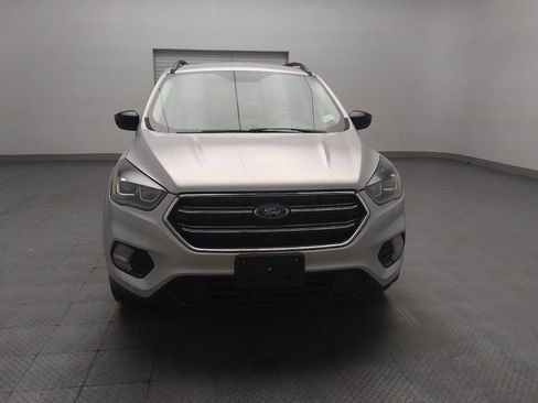Used 2017 Ford Escape SE w/ Equipment Group 201A FWD image 14